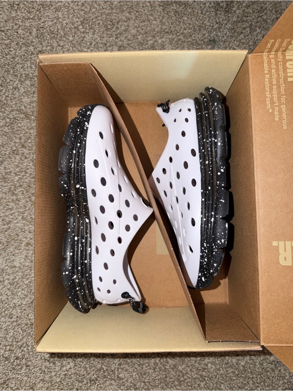 KANE Revive Recovery Shoes – Black/White